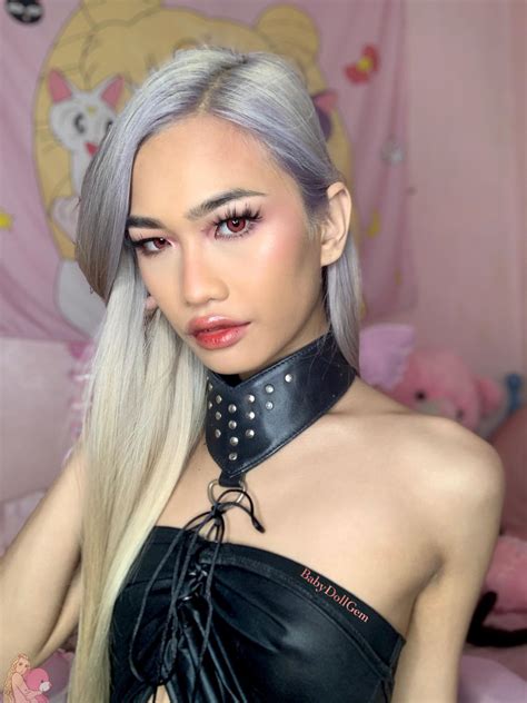 asian shemale pissing and masturbating her cock and cum.